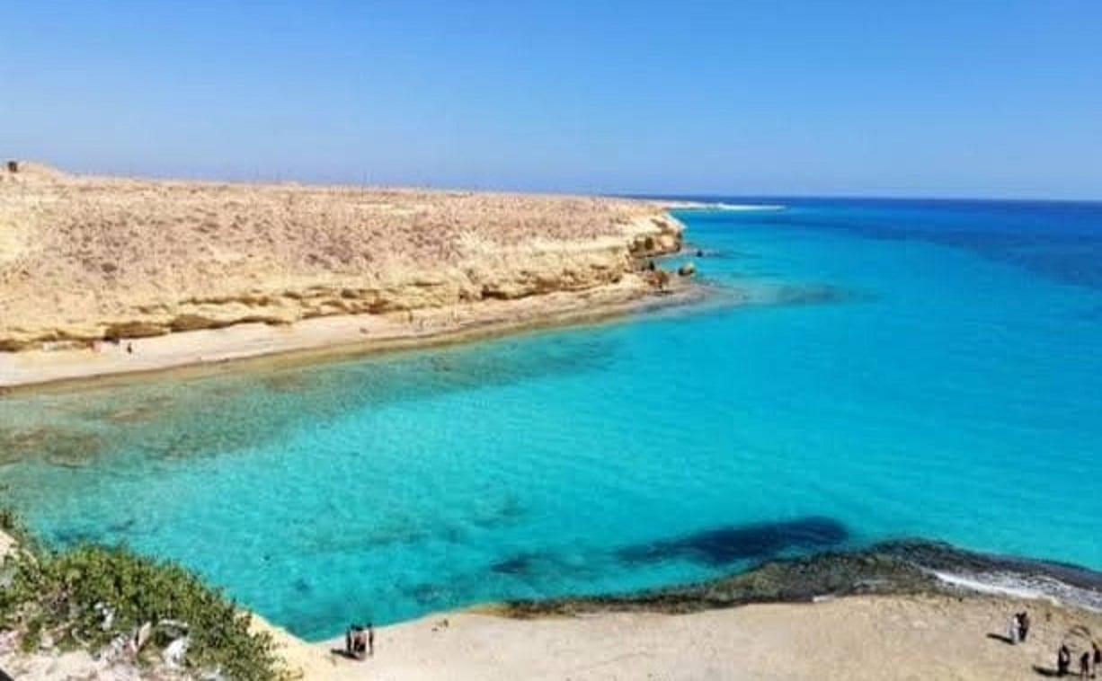 شاطئ هضبة عجيبة