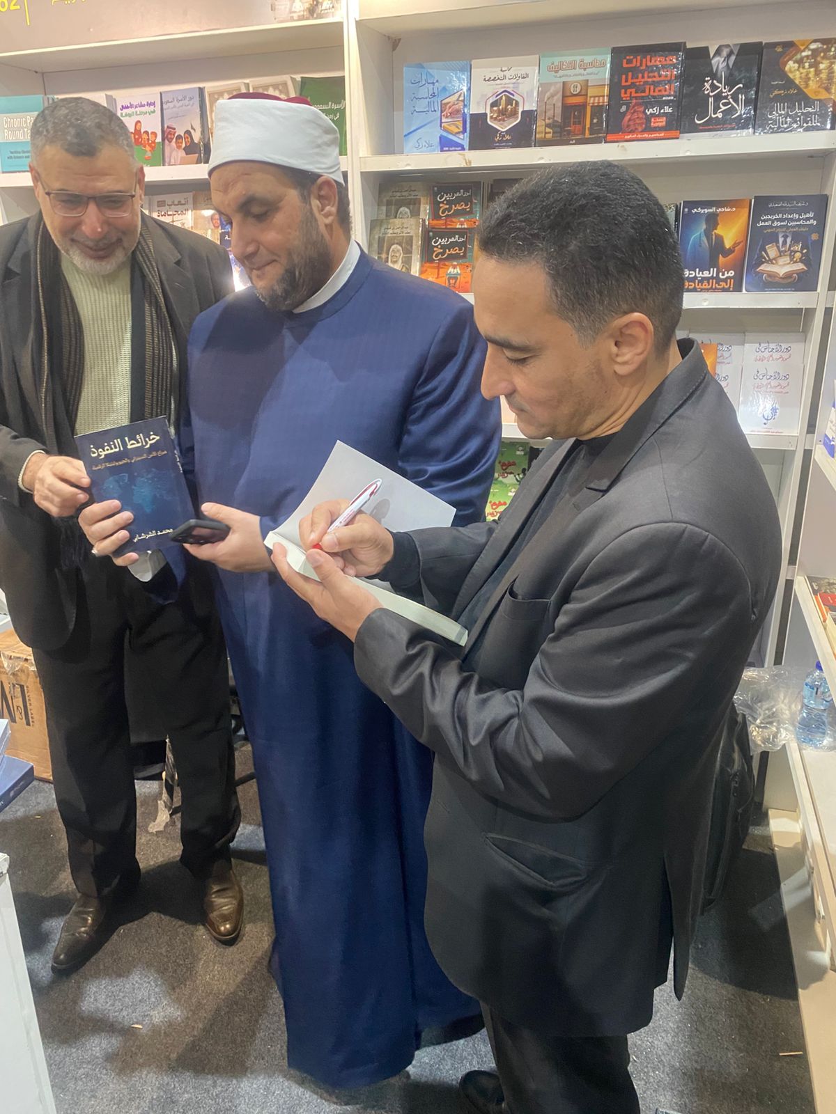 توقيع كتاب إسماعيل رفعت الصحفي في جريدة اليوم السابع (7)