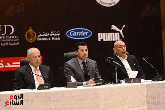 وزير الرياضة ورئيس اتحاد الكرة ومدرب منتخب مصر