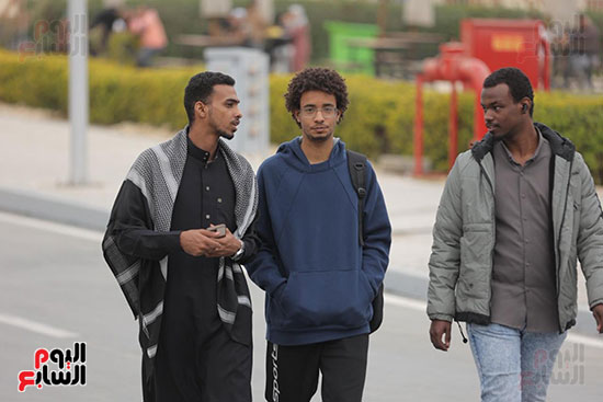 حضور الشباب حضور الشباب