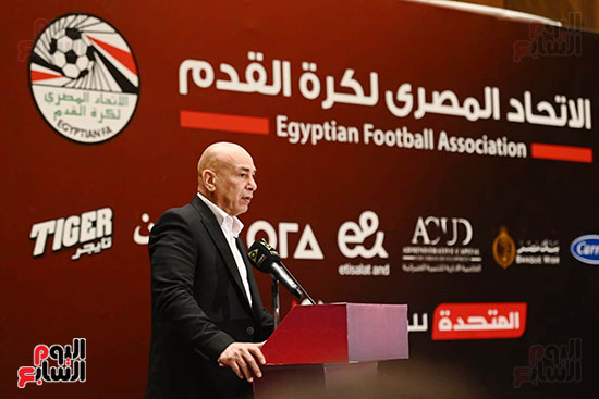 حسام حسن يجيب على اسئلة الصحفيين