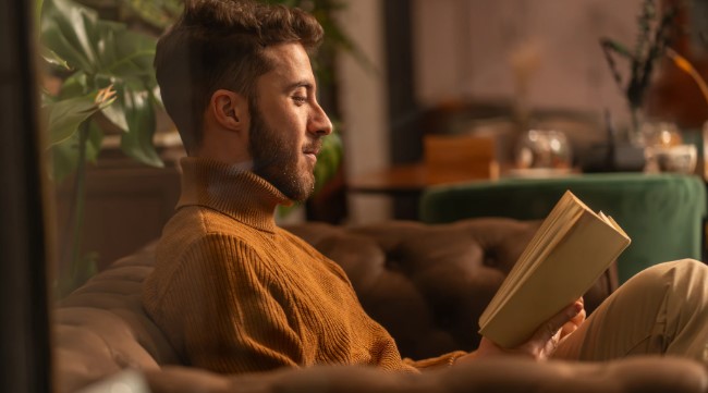 صفات محبى الكتب