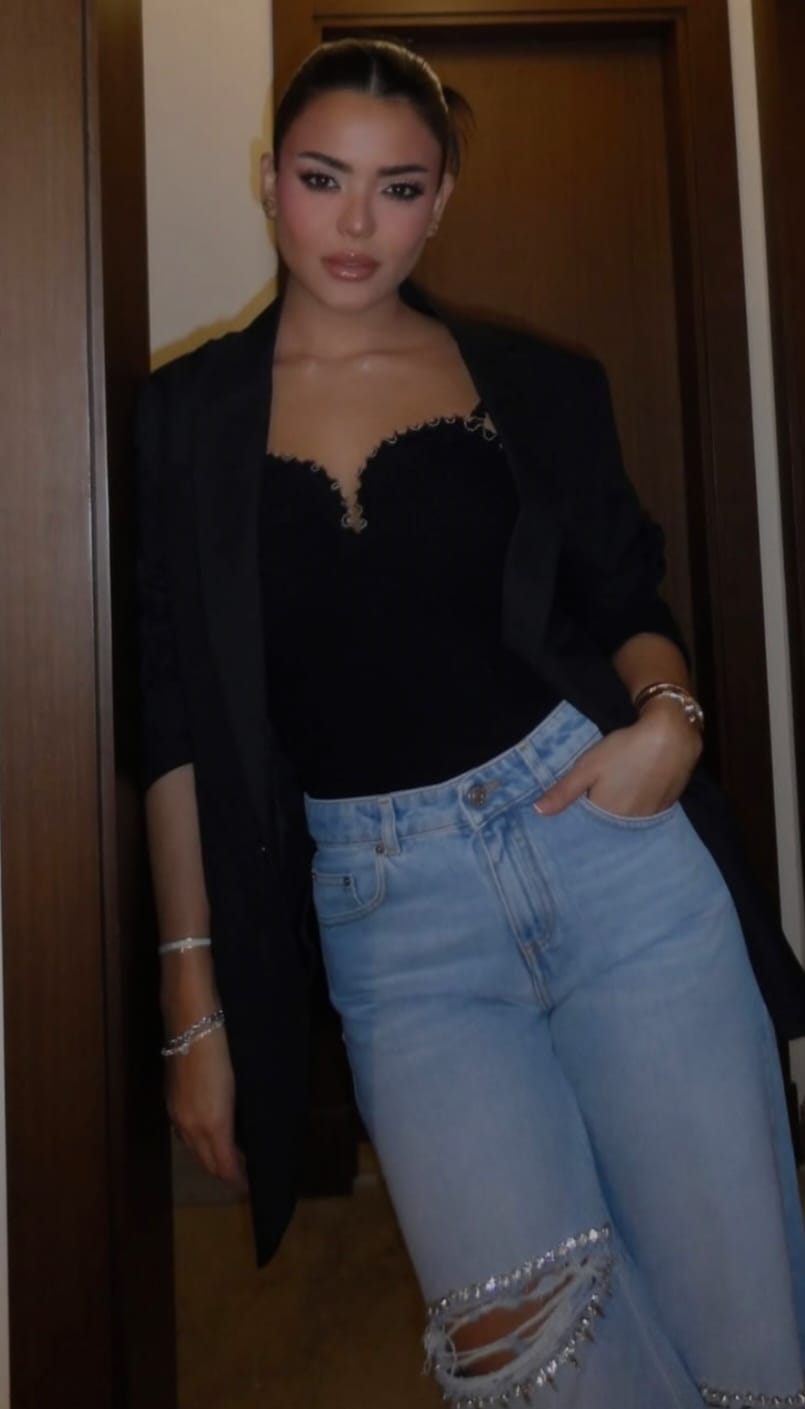 اسماء جلال بالكاجوال