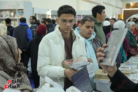 اهتمام واضح بالكتب الثقافية اهتمام واضح بالكتب الثقافية