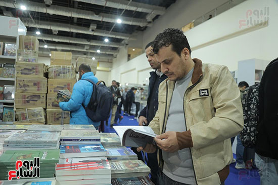 المعرض يعكس شغف القراءة المعرض يعكس شغف القراءة