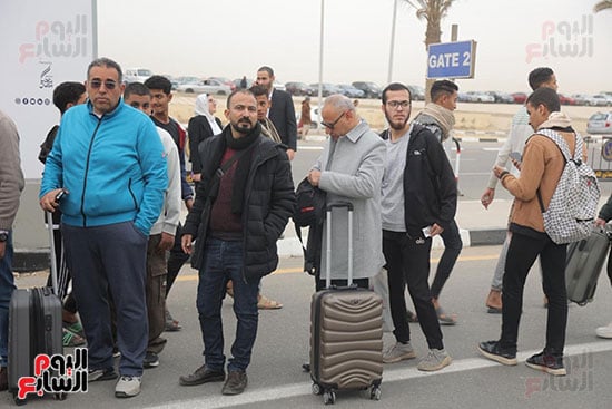 إقبال كثيف منذ الساعات الأولى إقبال كثيف منذ الساعات الأولى