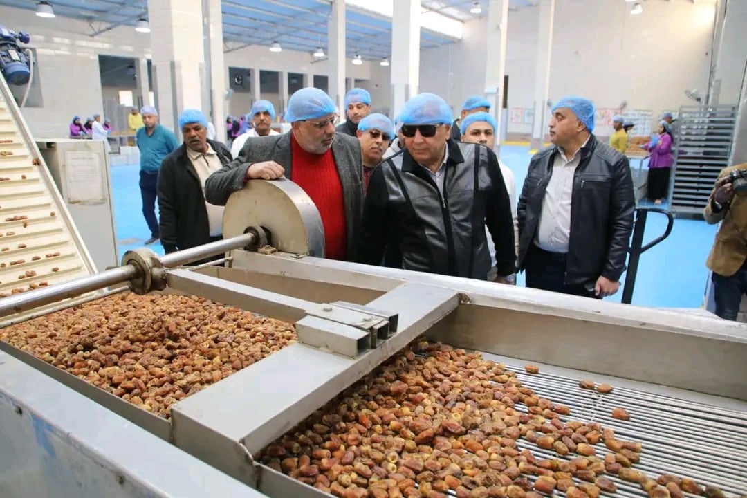 تجهيز اول شحنة تصديرية الى دولة إيطاليا تجهيز اول شحنة تصديرية الى دولة إيطاليا