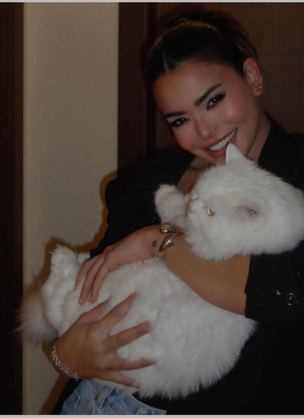 اطلالات أسماء جلال