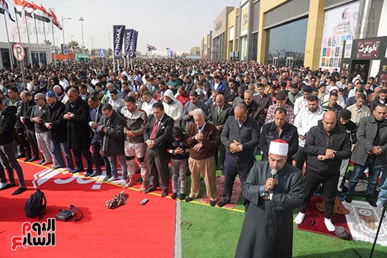 صلاة الجمعة فى معرض الكتاب