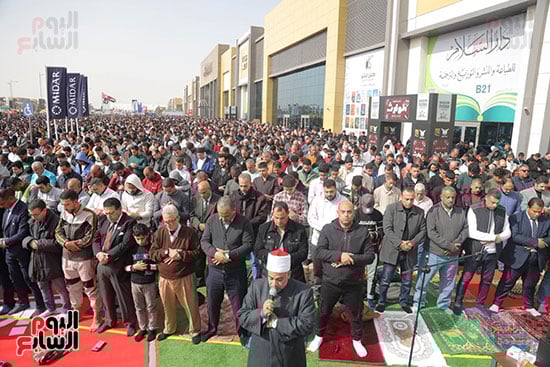 أول جمعة فى المعرض