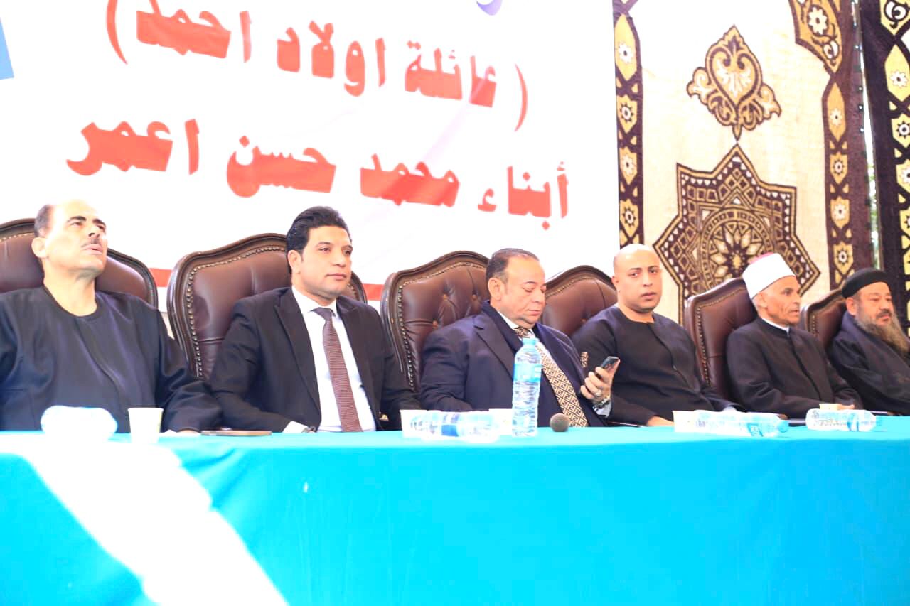 إنهاء خصومة ثأرية بقرية الصوامعة شرق أخميم  (1)