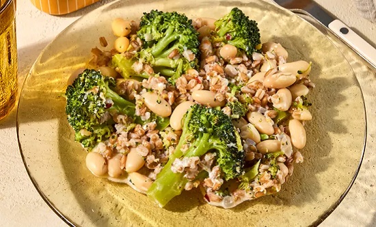 طاجن بروكلي بالفاصوليا البيضا