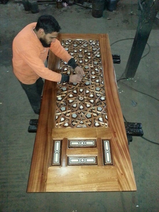 محمد أثناء عمله