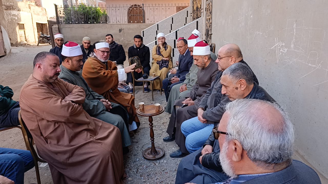 قيادات الأوقاف في مواساة أسرة الامام قيادات الأوقاف في مواساة أسرة الامام