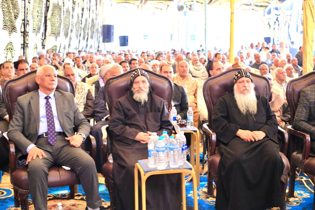 المشاركون في الصلح