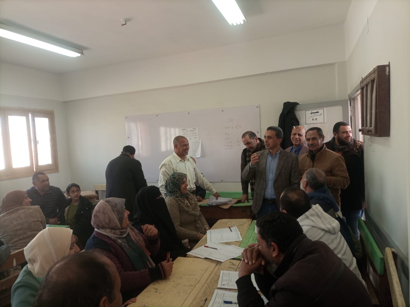 متابعة تصحيح أوراق الشهادة الإعدادية بكفر الشيخ