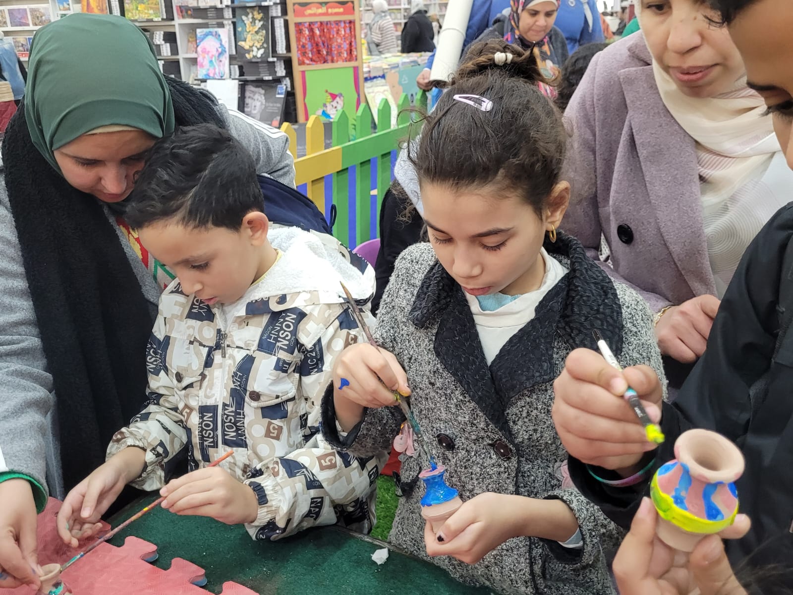 أطفال معرض الكتاب