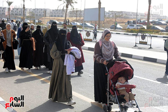 رحلة ثقافية لطفل في معرض الكتاب