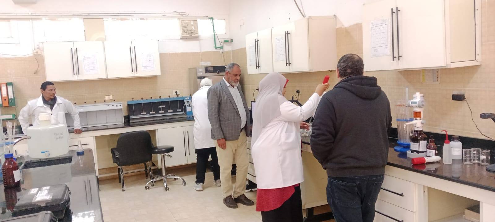 مياه الأقصر تحصل على تجديد الثقة للمعامل الحاصلة على شهادة الآيزو مياه الأقصر تحصل على تجديد الثقة للمعامل الحاصلة على شهادة الآيزو