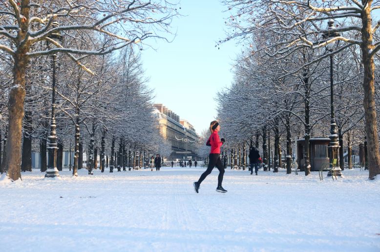 أوروبا تحت الصفر.. تساقط الجليد (2)