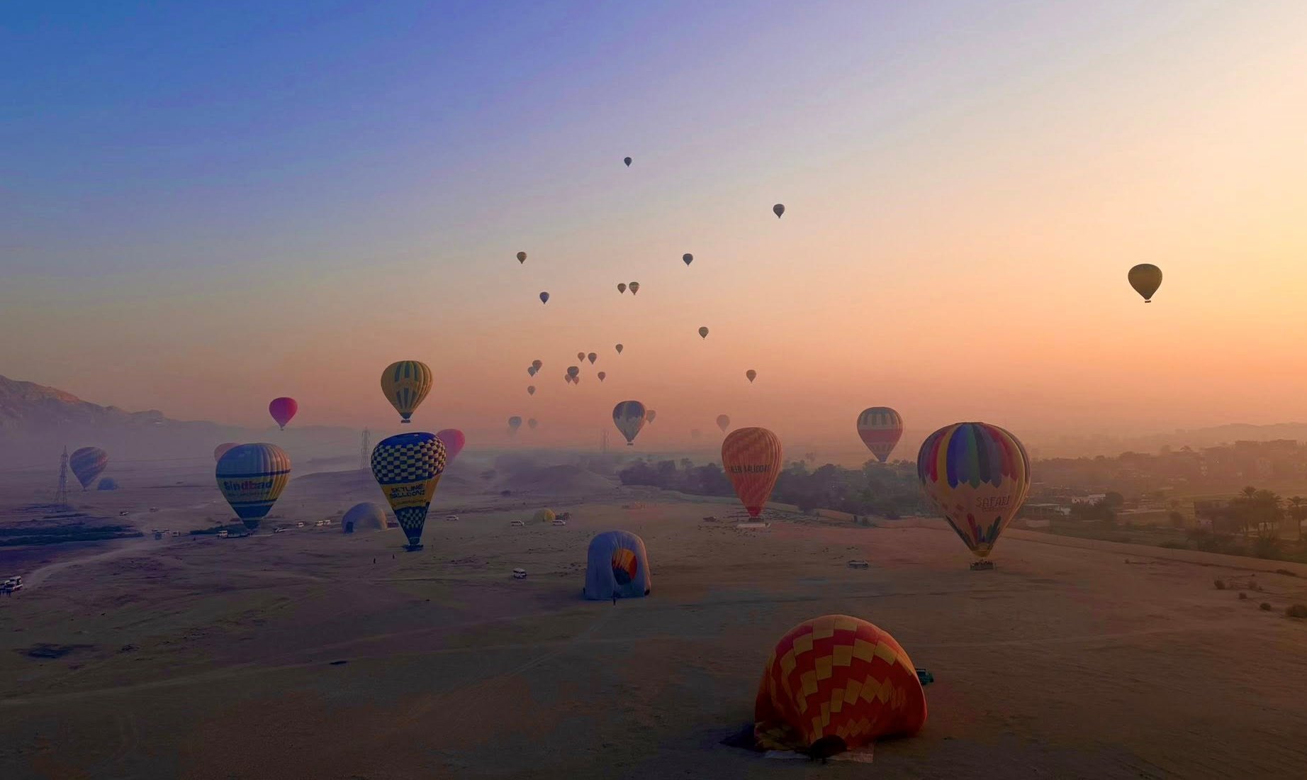 عودة رحلات البالون الطائر بتحليق 52 رحلة على متنها 1500 سائح