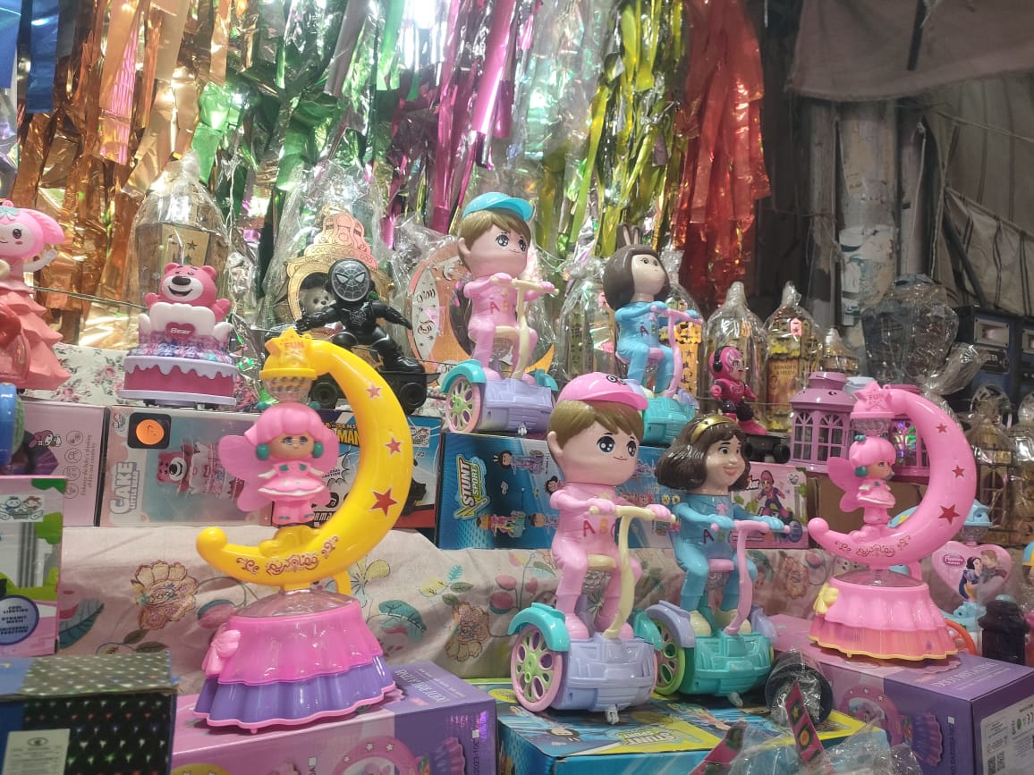 أصناف وأشكال فوانيس شهر رمضان المبارك بالأسواق