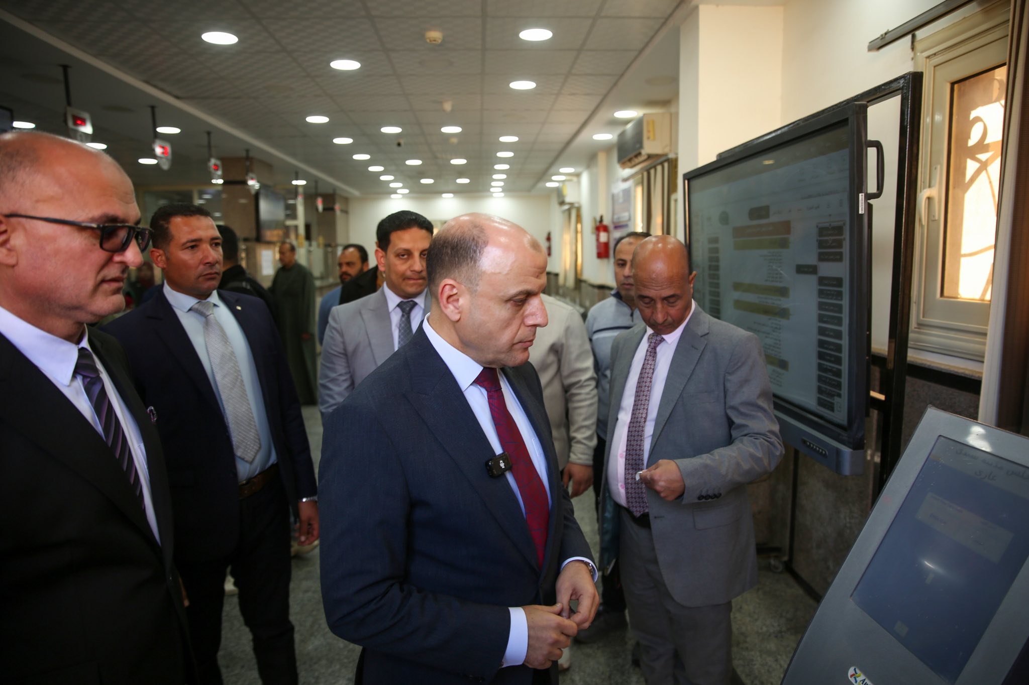 محافظ كفر الشيخ يتابع انتظام العمل بالمركز التكنولوجي