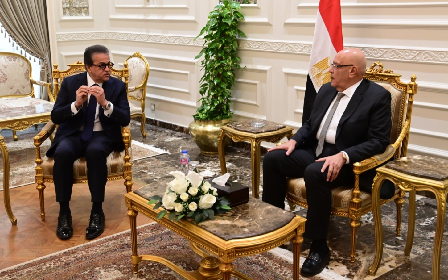 b1f682e4-6b6b-4712-9b45-d9db37e02e7c