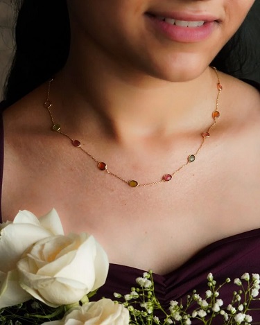 استخدام الاحجار الكريمة استخدام الاحجار الكريمة