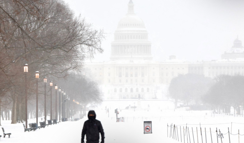 الثلوج تغطي البيت الأبيض