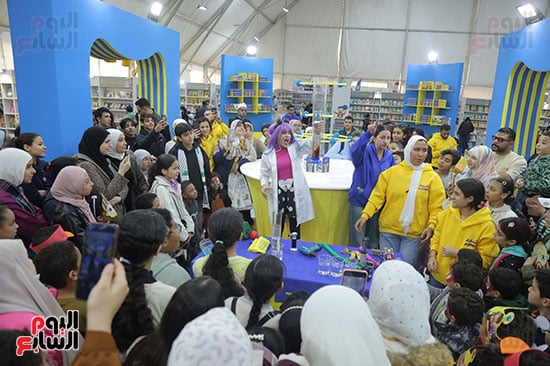 تواجد كثيف للأطفال