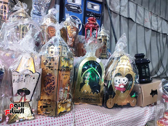 جانب-من-أشكال-فوانيس-شهر-رمضان-المبارك-بالأقصر