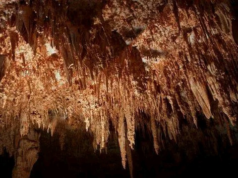 كهف الجارة (9)