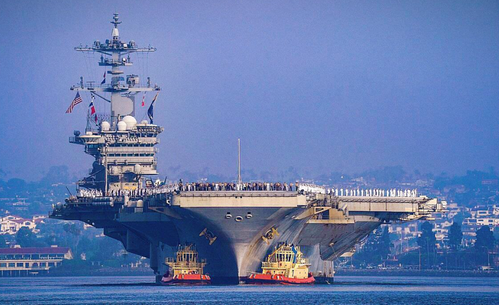 حاملة الطائرات الأمريكية