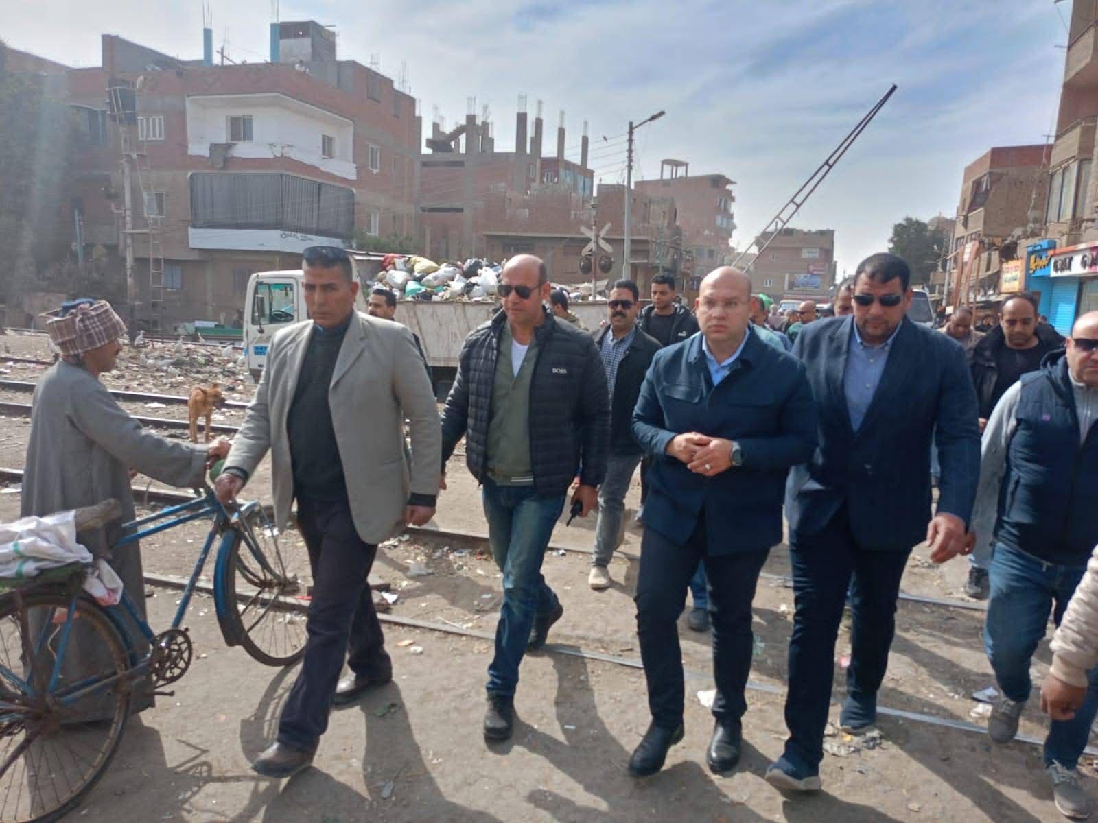  نائب محافظ الجيزة يتفقد المشروعات الخدمية (1)