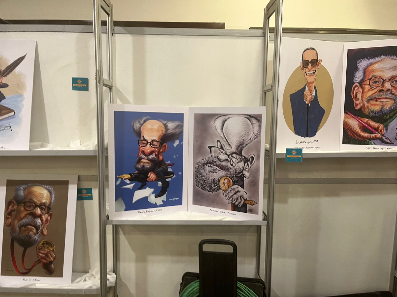 معرض كاريكاتير نجيب محفوظ معرض كاريكاتير نجيب محفوظ