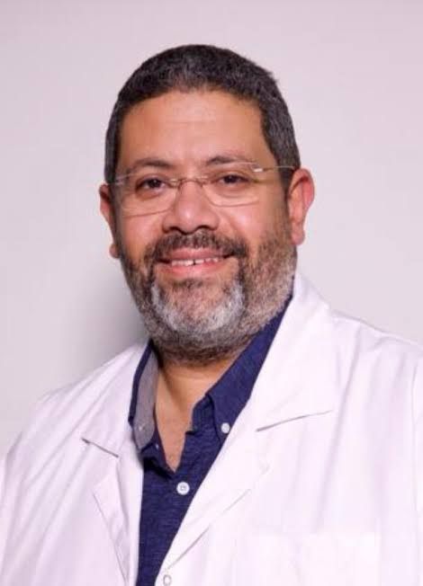 الدكتور أحمد الدماطي أستاذ كهربية القلب – كلية الطب جامعة القاهرة.