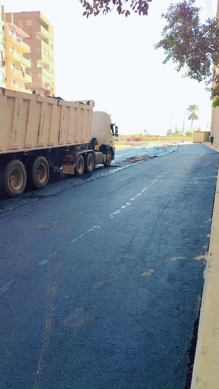 إعادة رصف محاور رئيسية وشوارع داخلية بمختلف المراكز (3)