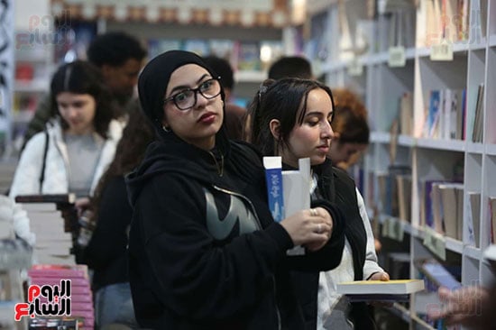 اجواء مختلفة من المعرض