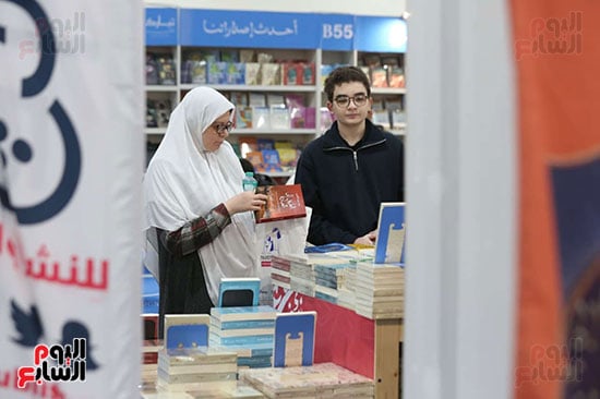 اجواء قراءة بالمعرض