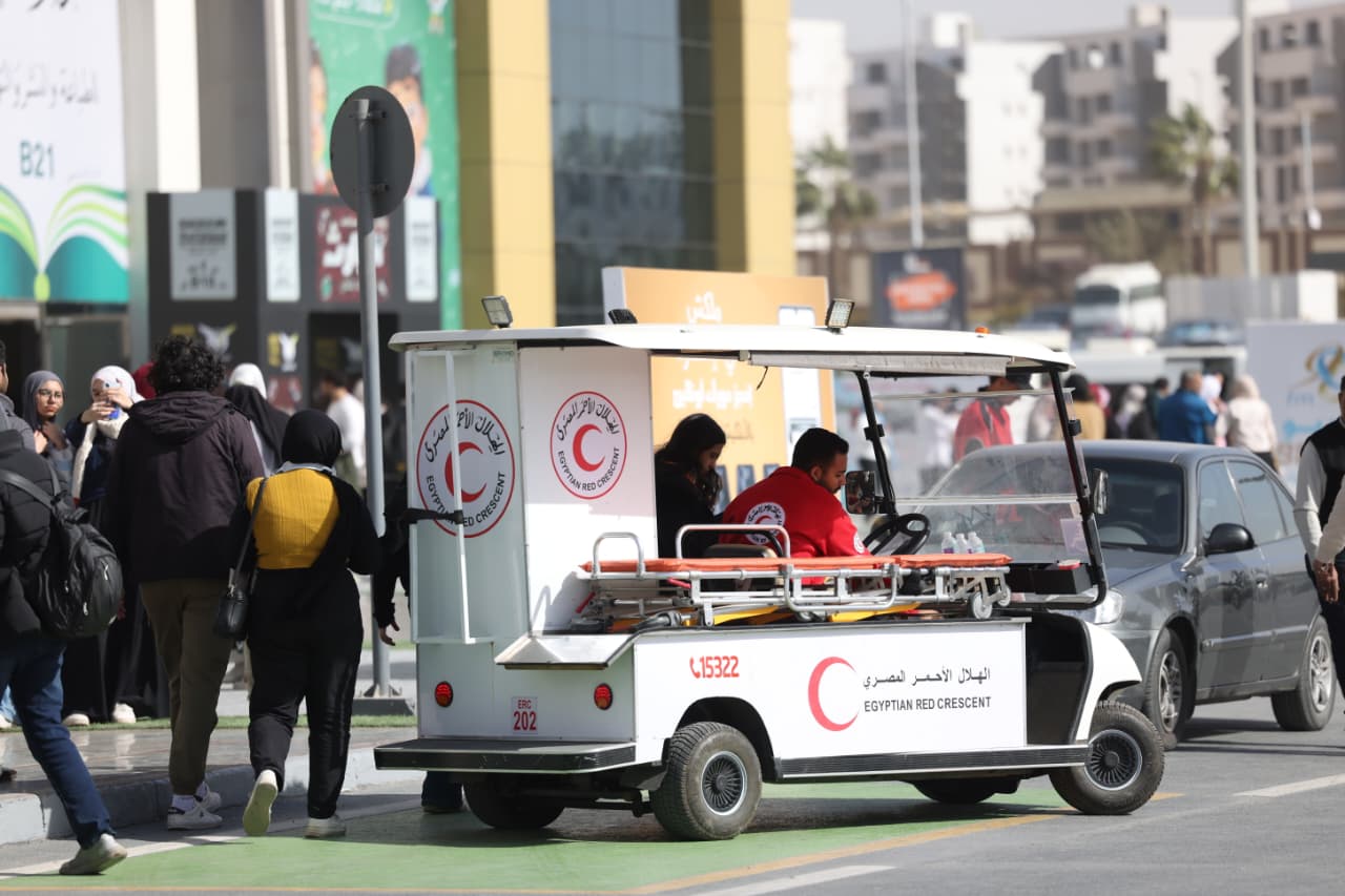 داخل معرض القاهرة الدولي