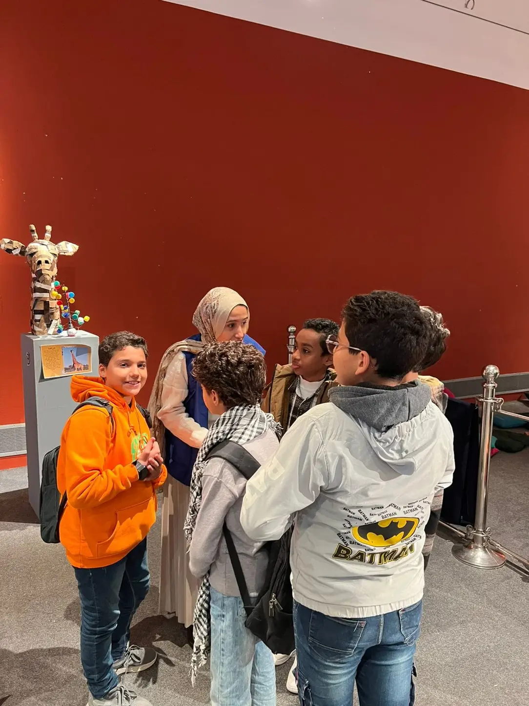 الاطفال داخل القبة السماوية الاطفال داخل القبة السماوية