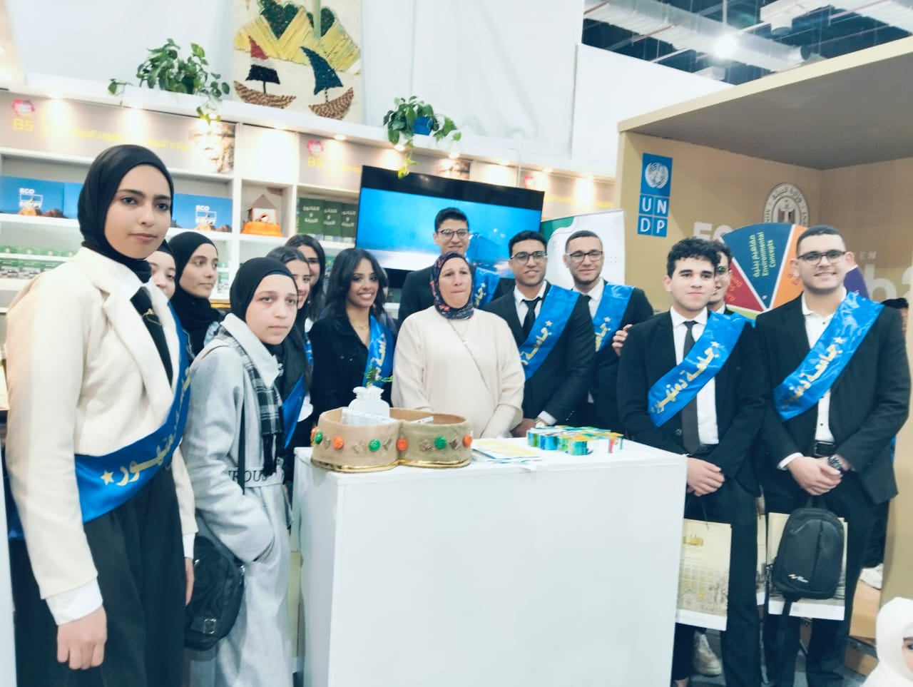 جامعة دمنهور تنظم زيارة لطلابها لمعرض القاهرة الدولي للكتاب بدورته الـ 57 (4)