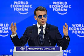 ماكرون في دافوس
