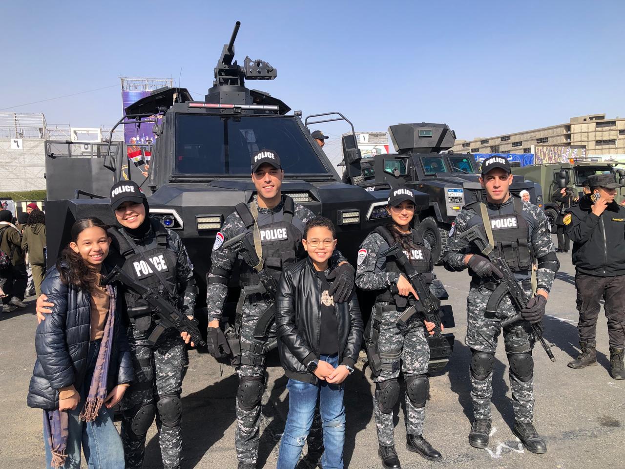 وزارة الداخلية تحتفل بعيد الشرطة رقم 74 وتبث الفرحة في وجوه الأطفال (1)