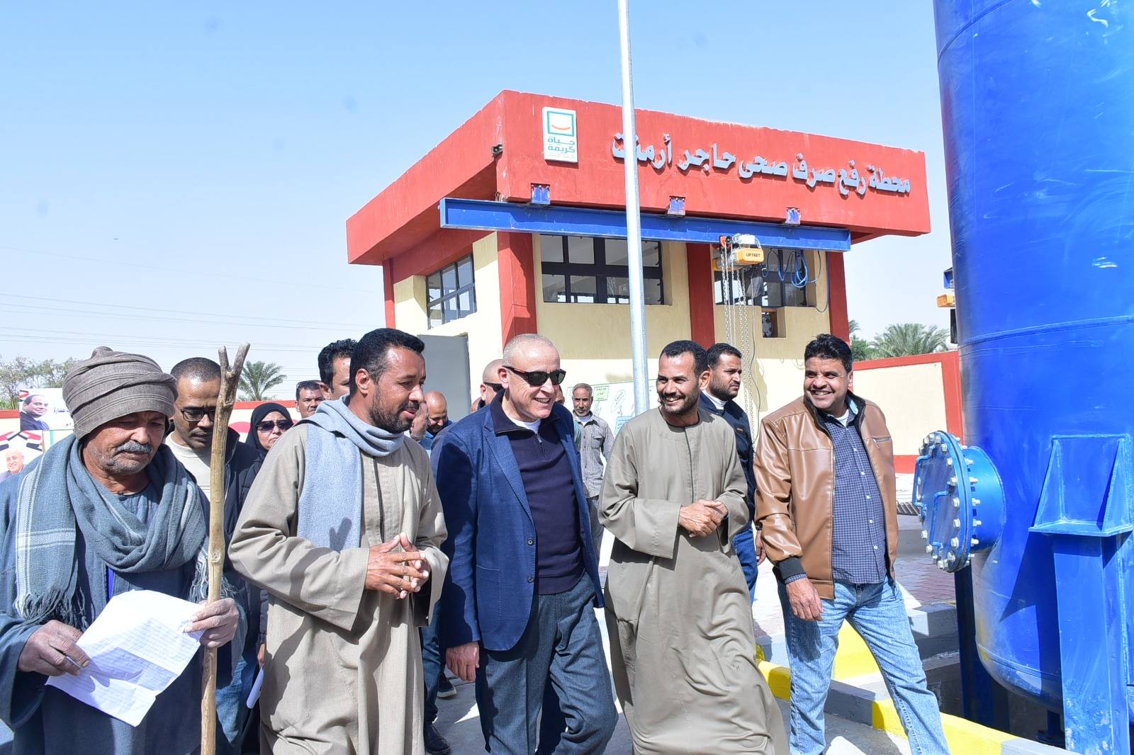 محافظ الأقصر يتفقد محطات المعالجة ورفع الصرف الصحى بمدينة أرمنت محافظ الأقصر يتفقد محطات المعالجة ورفع الصرف الصحى بمدينة أرمنت