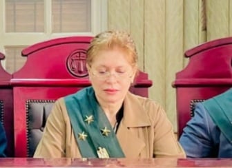 هيئة المحكمة اثناء القضية  (2)