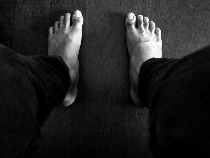 كلية الطب وراء قطع هندي لإصبع قدمه