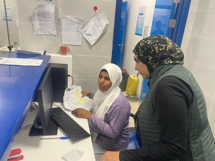 تقديم خدمة سريعة وآمنة للمرضى.