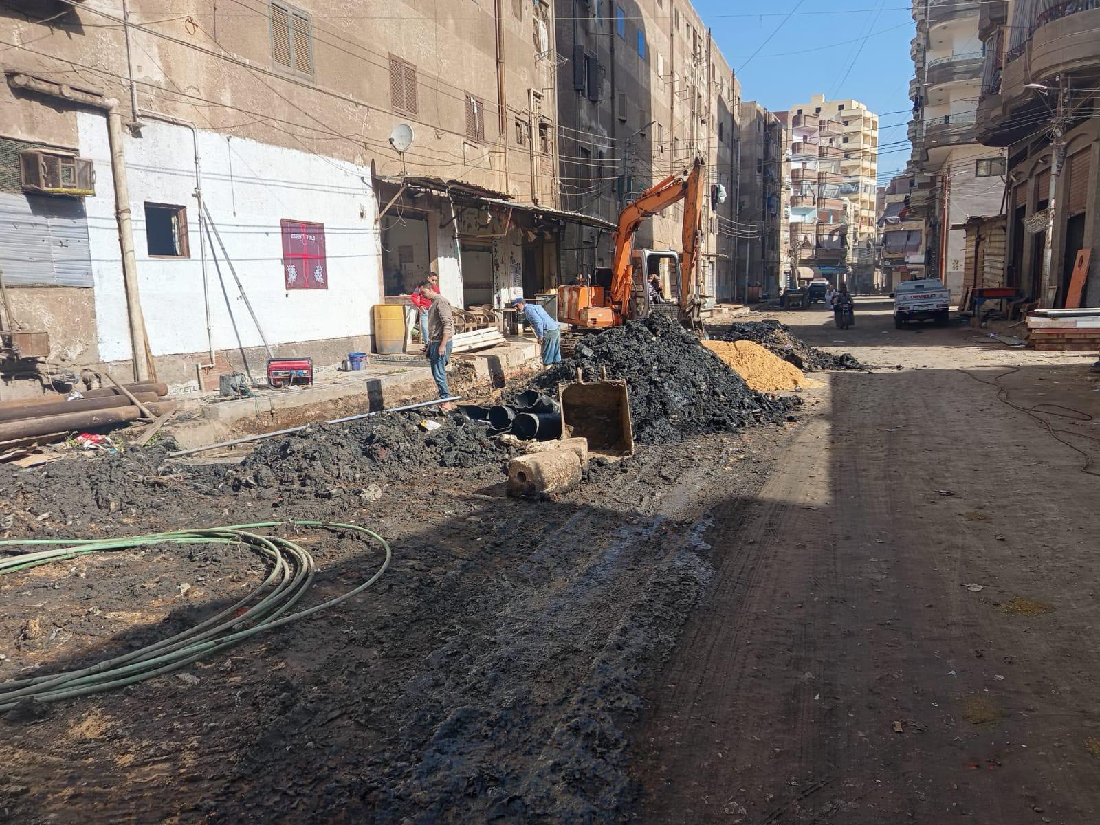 إحلال وتجديد خط الصرف الصحي بمساكن الصفا بدسوق إحلال وتجديد خط الصرف الصحي بمساكن الصفا بدسوق